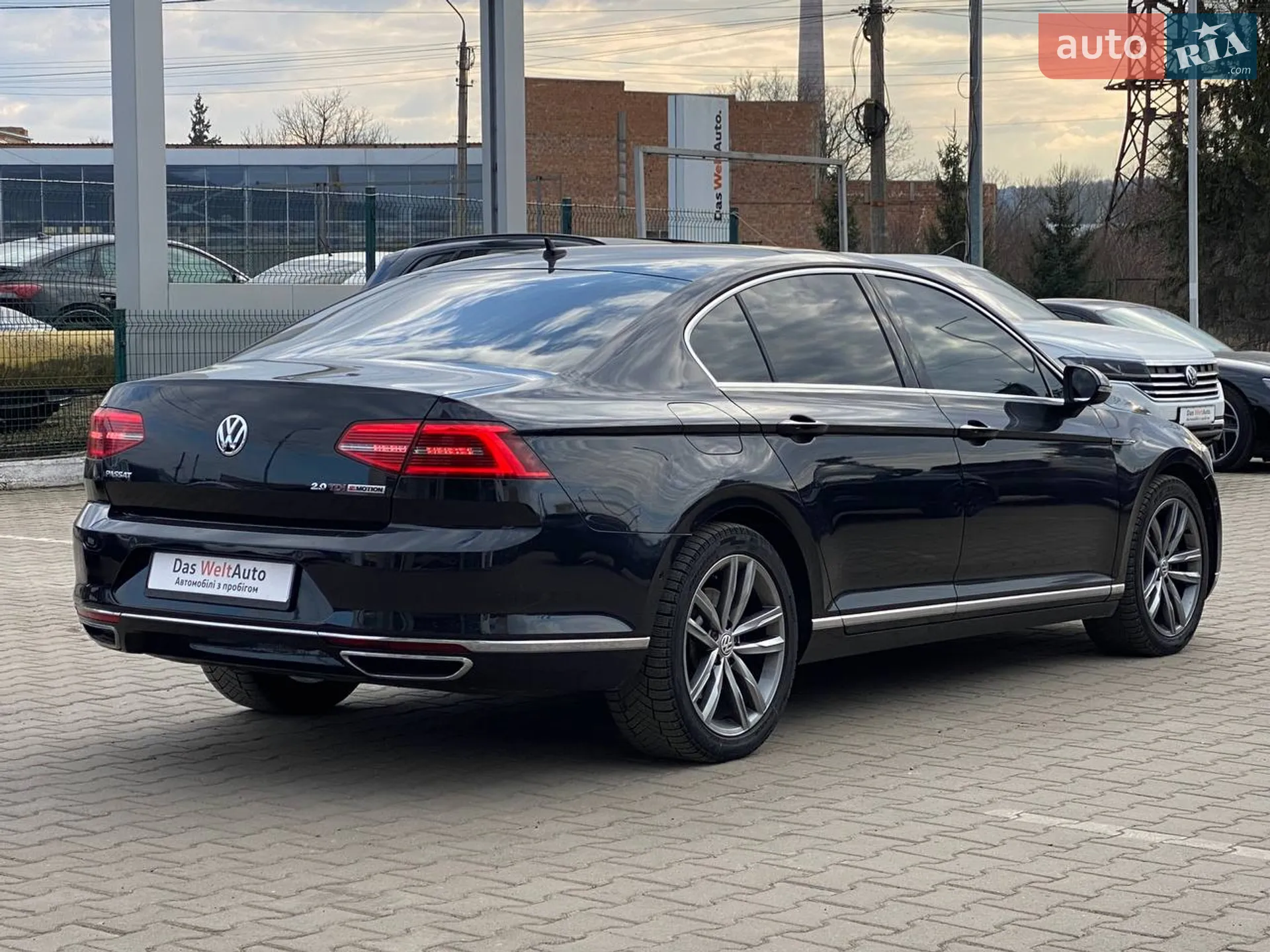 2016 Volkswagen Passat - мініатюра 5