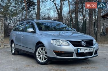 Универсал Volkswagen Passat 2010 в Бобрике