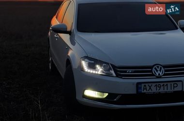 Седан Volkswagen Passat 2011 в Харькове