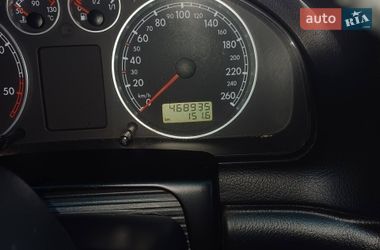 Седан Volkswagen Passat 2001 в Владимире