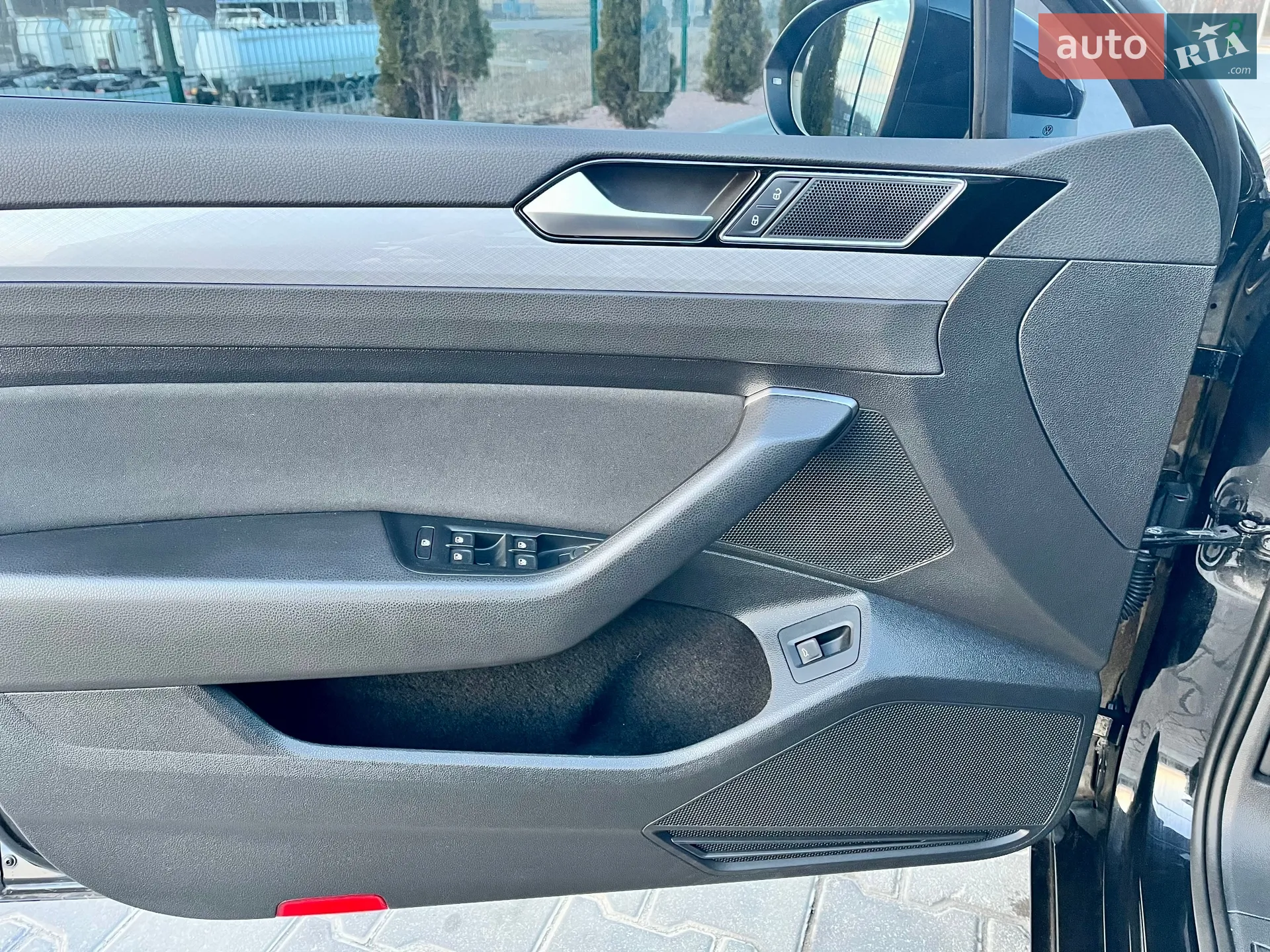 2019 Volkswagen Passat - мініатюра 25