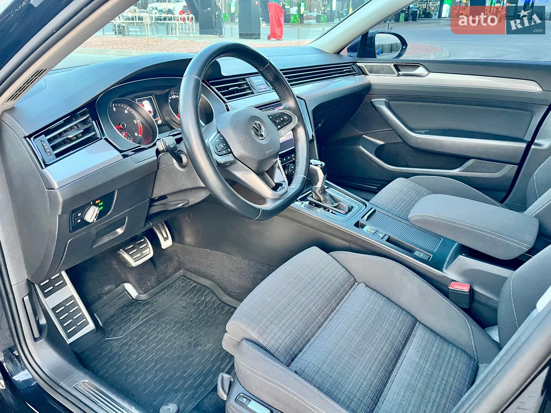2019 Volkswagen Passat - мініатюра 26