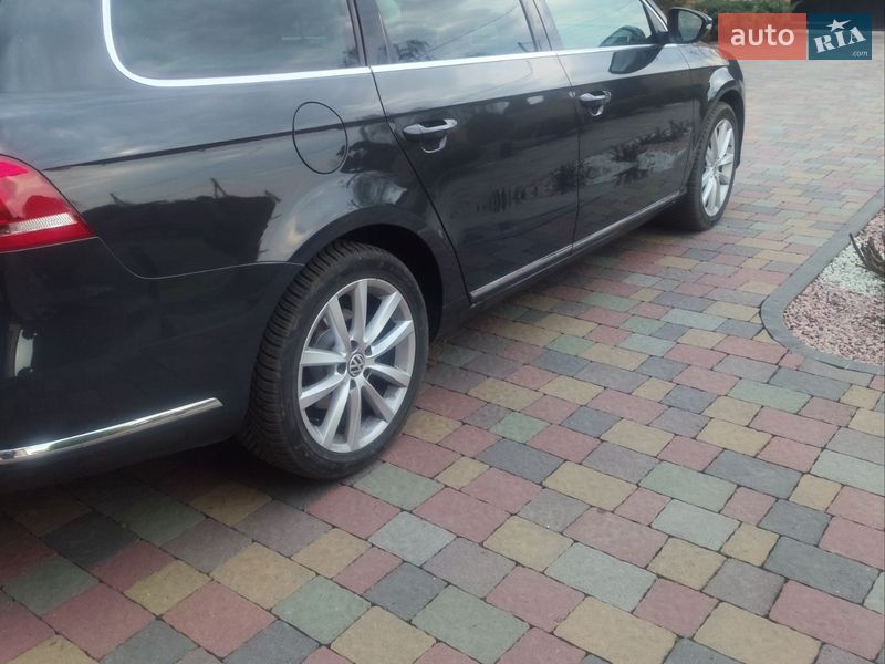 Универсал Volkswagen Passat 2011 в Луцке