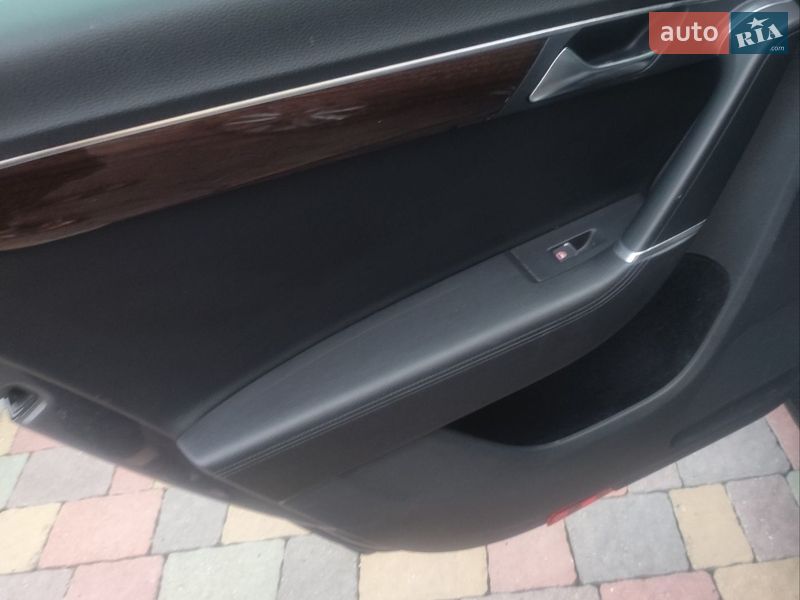 Универсал Volkswagen Passat 2011 в Луцке
