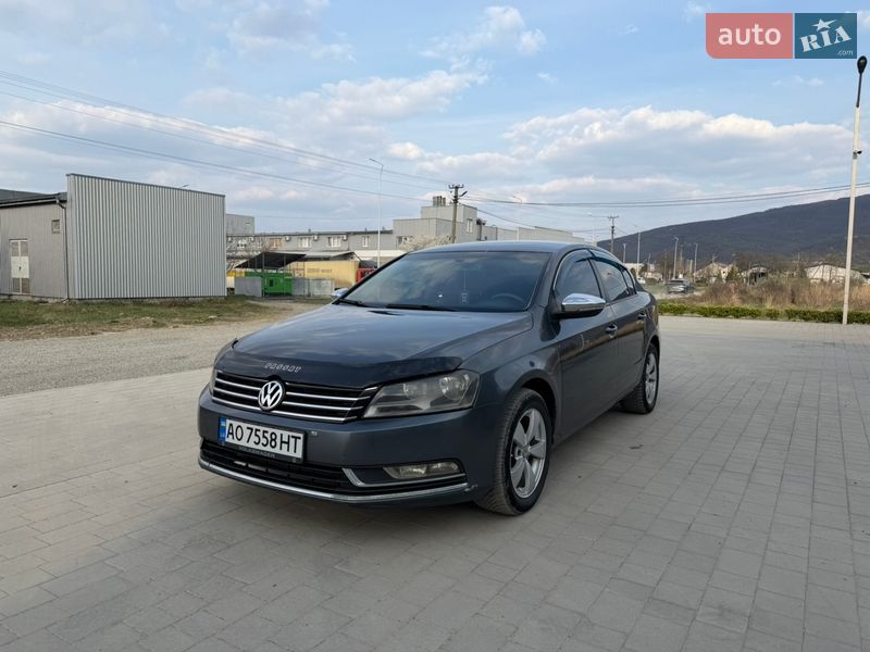 Volkswagen Passat 2011