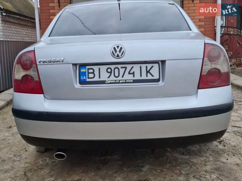 Седан Volkswagen Passat 2000 в Семеновке