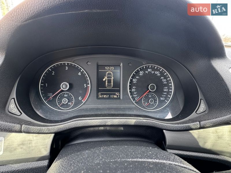 Седан Volkswagen Passat 2015 в Киеве фото 10 Седан Volkswagen Passat 2015 в Киеве