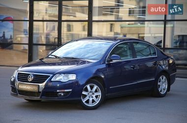 Седан Volkswagen Passat 2005 в Харкові