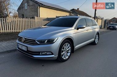 Універсал Volkswagen Passat 2015 в Івано-Франківську