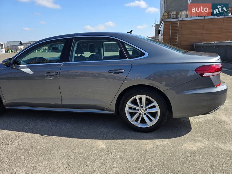 Седан Volkswagen Passat 2020 в Києві