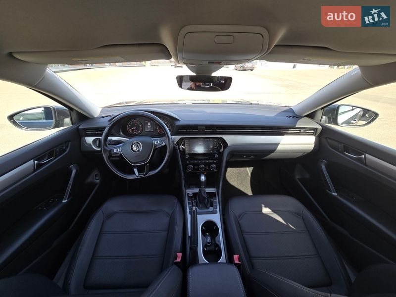 Седан Volkswagen Passat 2020 в Києві