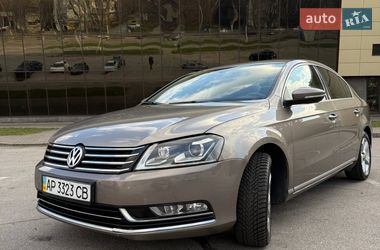 Седан Volkswagen Passat 2011 в Запорожье