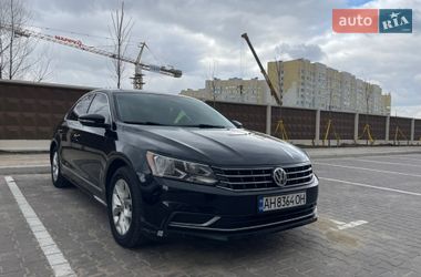 Седан Volkswagen Passat 2015 в Киеве