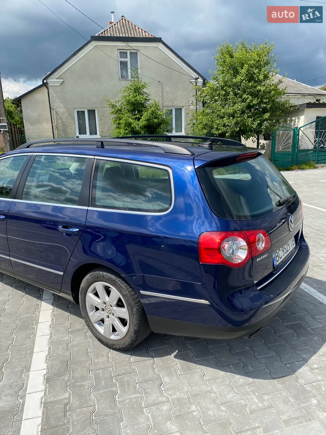 2010 Volkswagen Passat - мініатюра 6