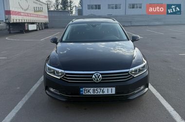 Универсал Volkswagen Passat 2018 в Ровно