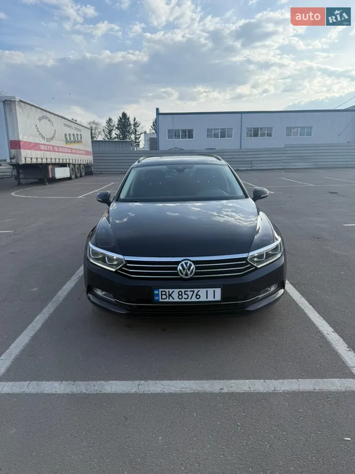 2017 Volkswagen Passat - мініатюра 23