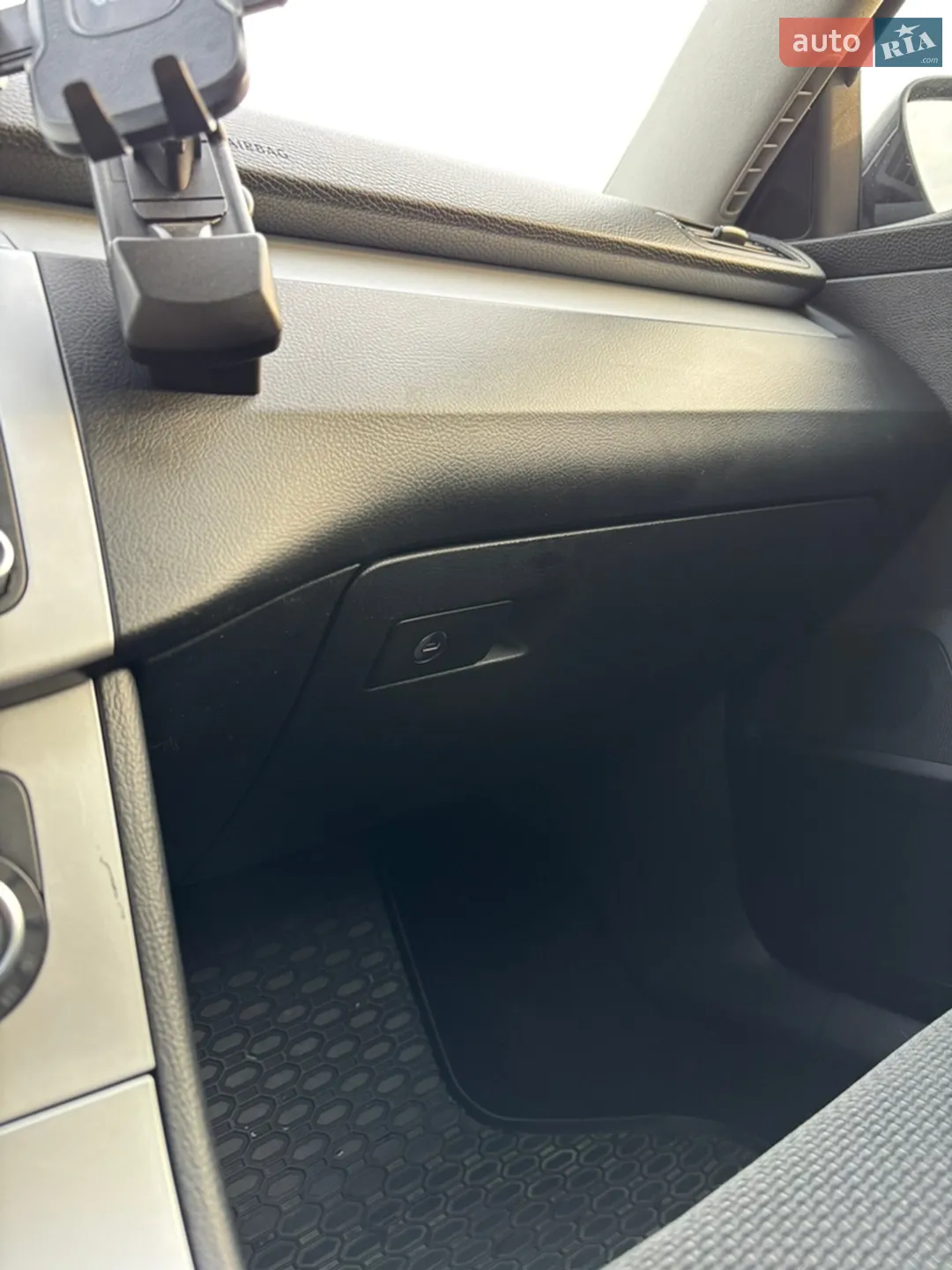 2010 Volkswagen Passat - мініатюра 102