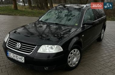 Універсал Volkswagen Passat 2001 в Чернівцях