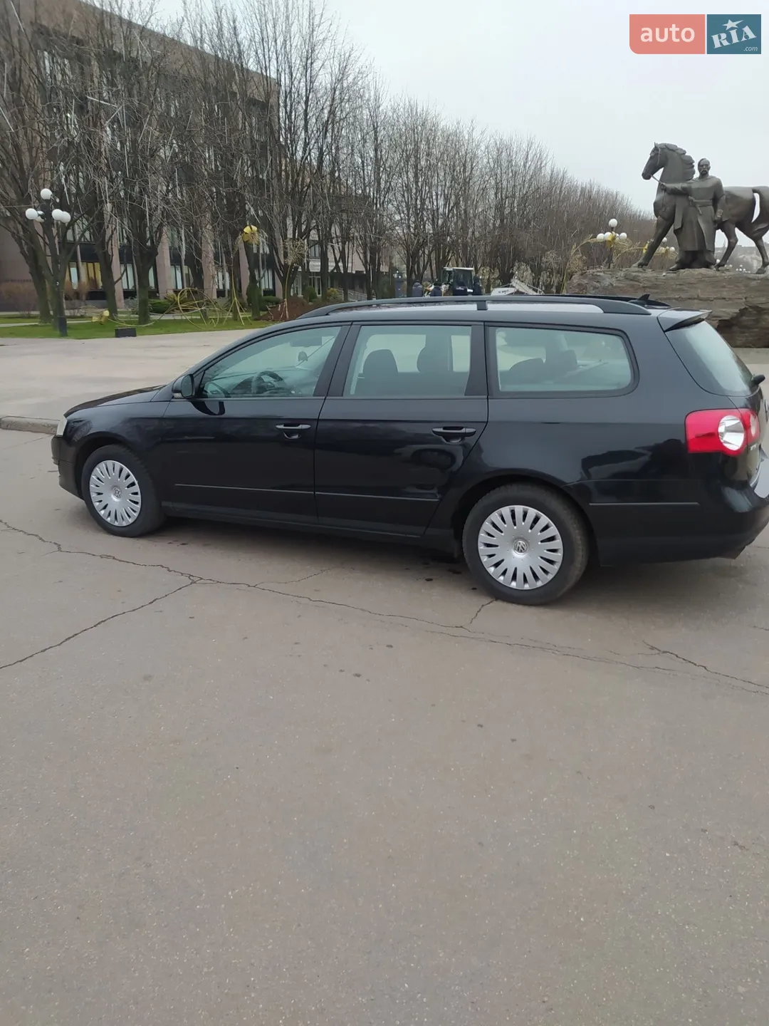 Volkswagen Passat 2009 VIN WVWZZZ3CZ9E120424 фото оголошення 4 з 10