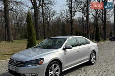 Седан Volkswagen Passat 2014 в Киеве