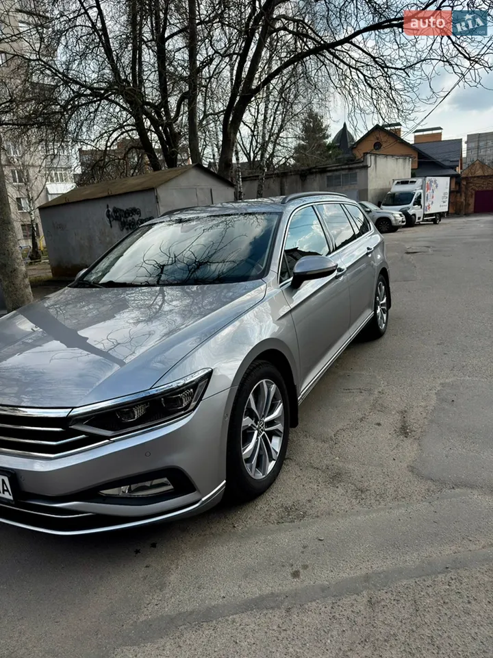 2021 Volkswagen Passat - мініатюра 23