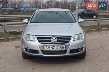 Седан Volkswagen Passat 2006 в Киеве