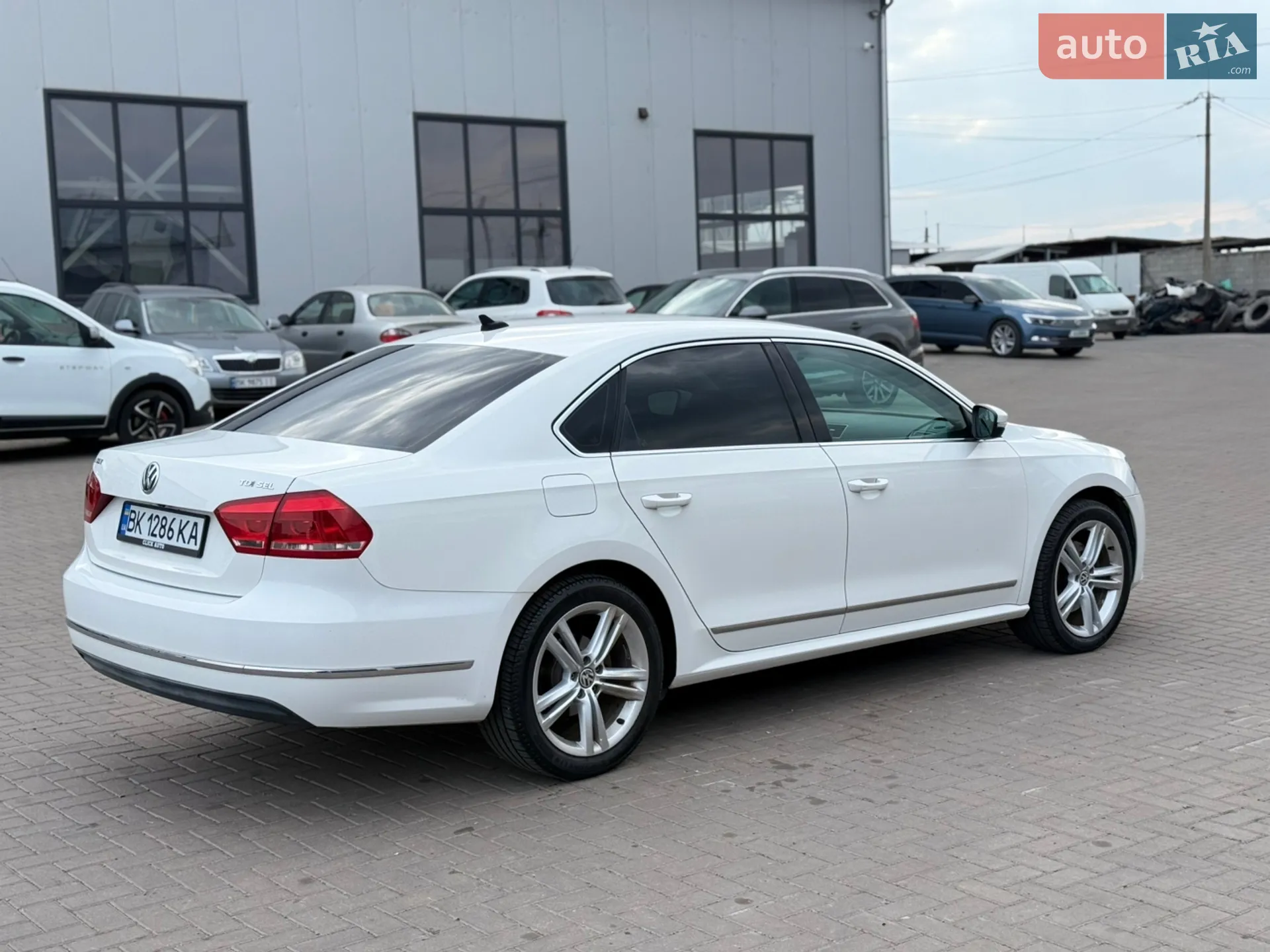 2014 Volkswagen Passat - мініатюра 13