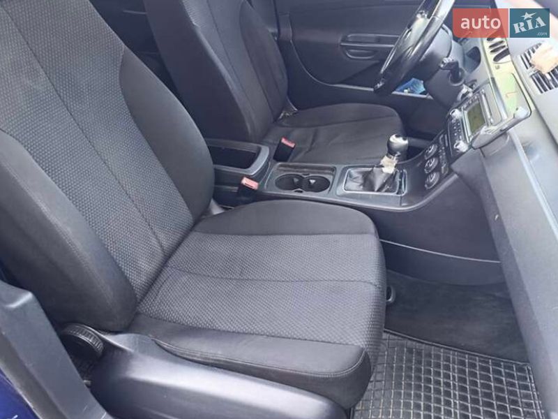 Седан Volkswagen Passat 2006 в Ужгороде