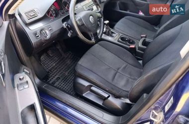 Седан Volkswagen Passat 2006 в Ужгороде