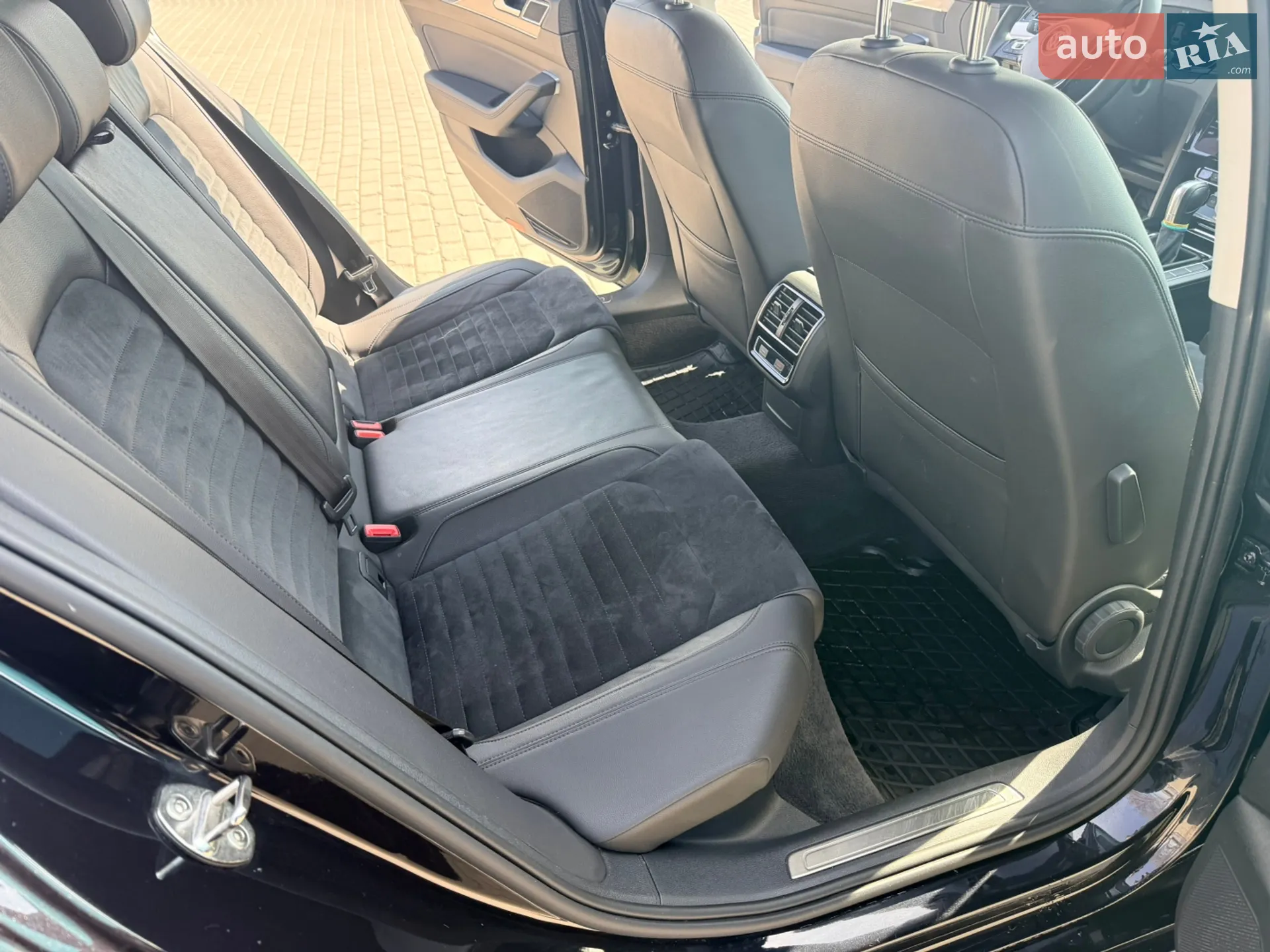 2019 Volkswagen Passat - мініатюра 17