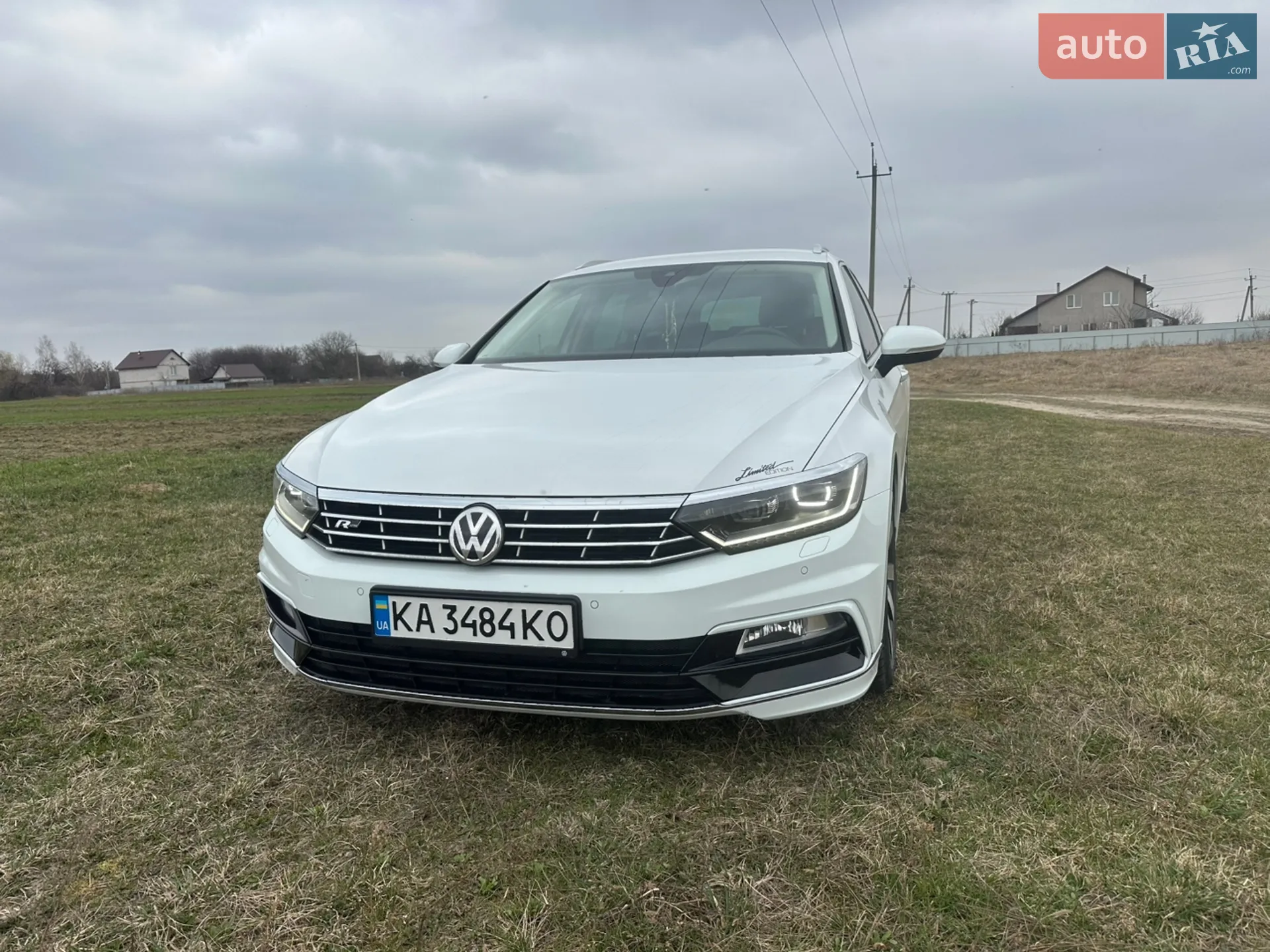 2017 Volkswagen Passat - фото 1