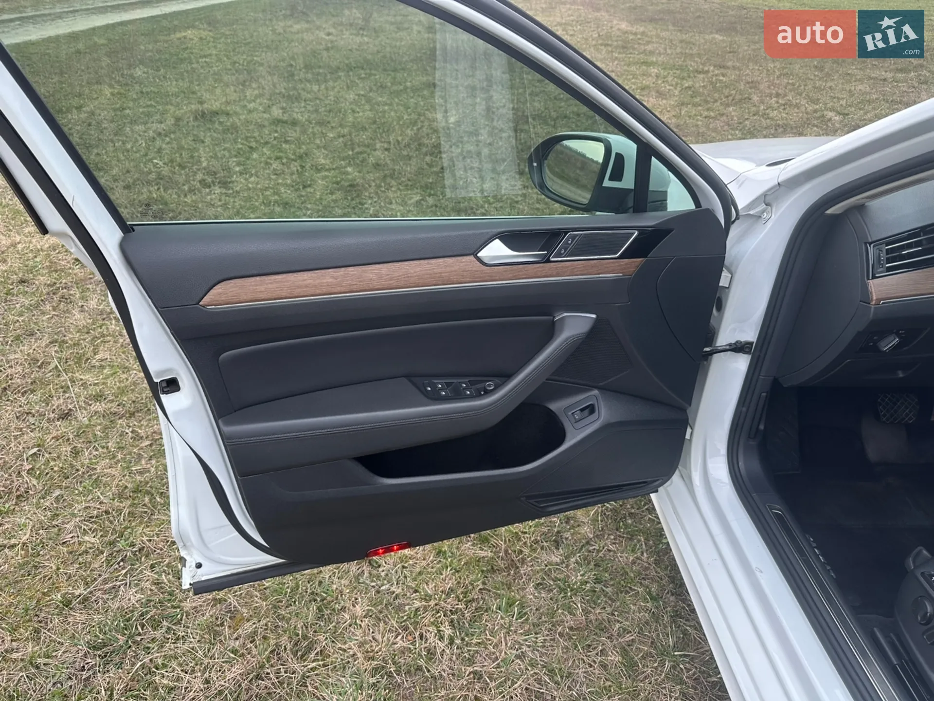 2017 Volkswagen Passat - мініатюра 16