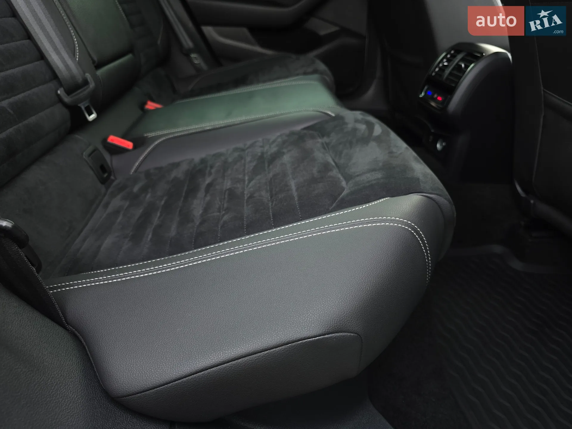 2019 Volkswagen Passat - мініатюра 54