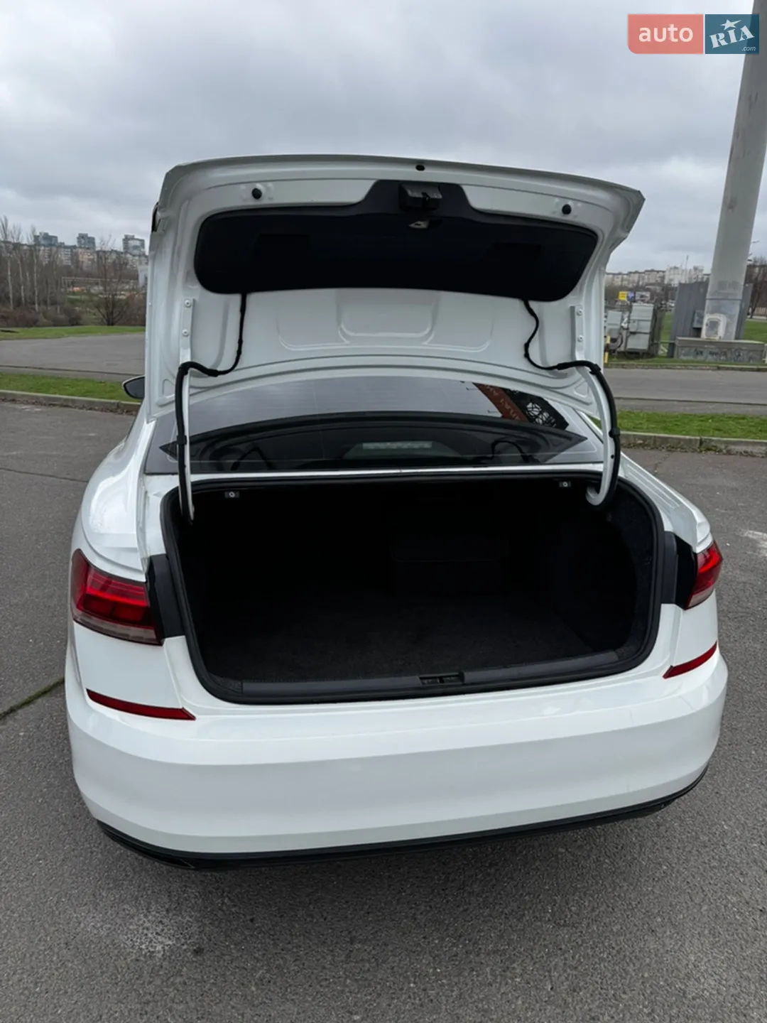 2020 Volkswagen Passat - мініатюра 11