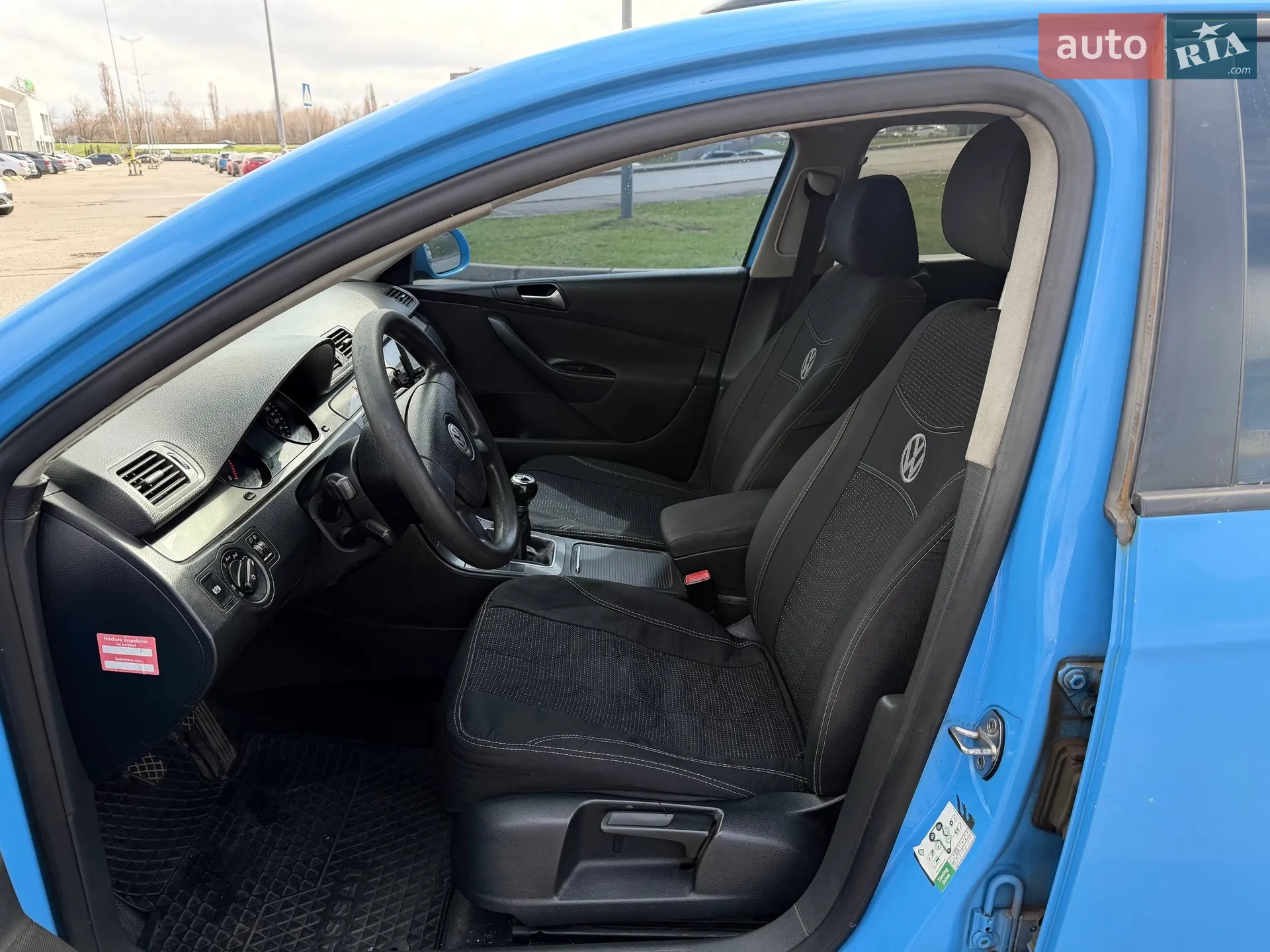 2010 Volkswagen Passat - мініатюра 31