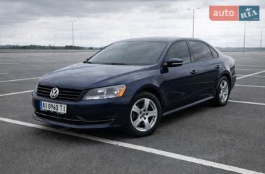 Седан Volkswagen Passat 2014 в Києві