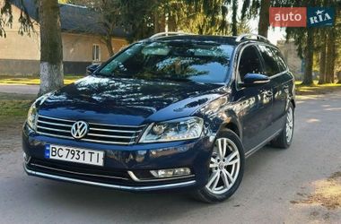 Універсал Volkswagen Passat 2011 в Тернополі