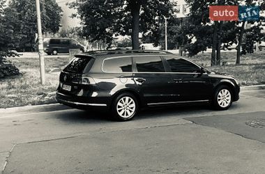 Универсал Volkswagen Passat 2014 в Киеве