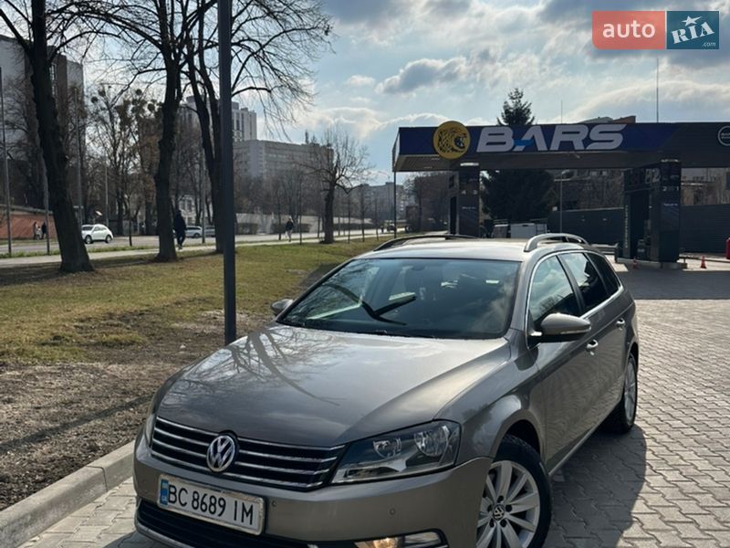 Volkswagen Passat 2011