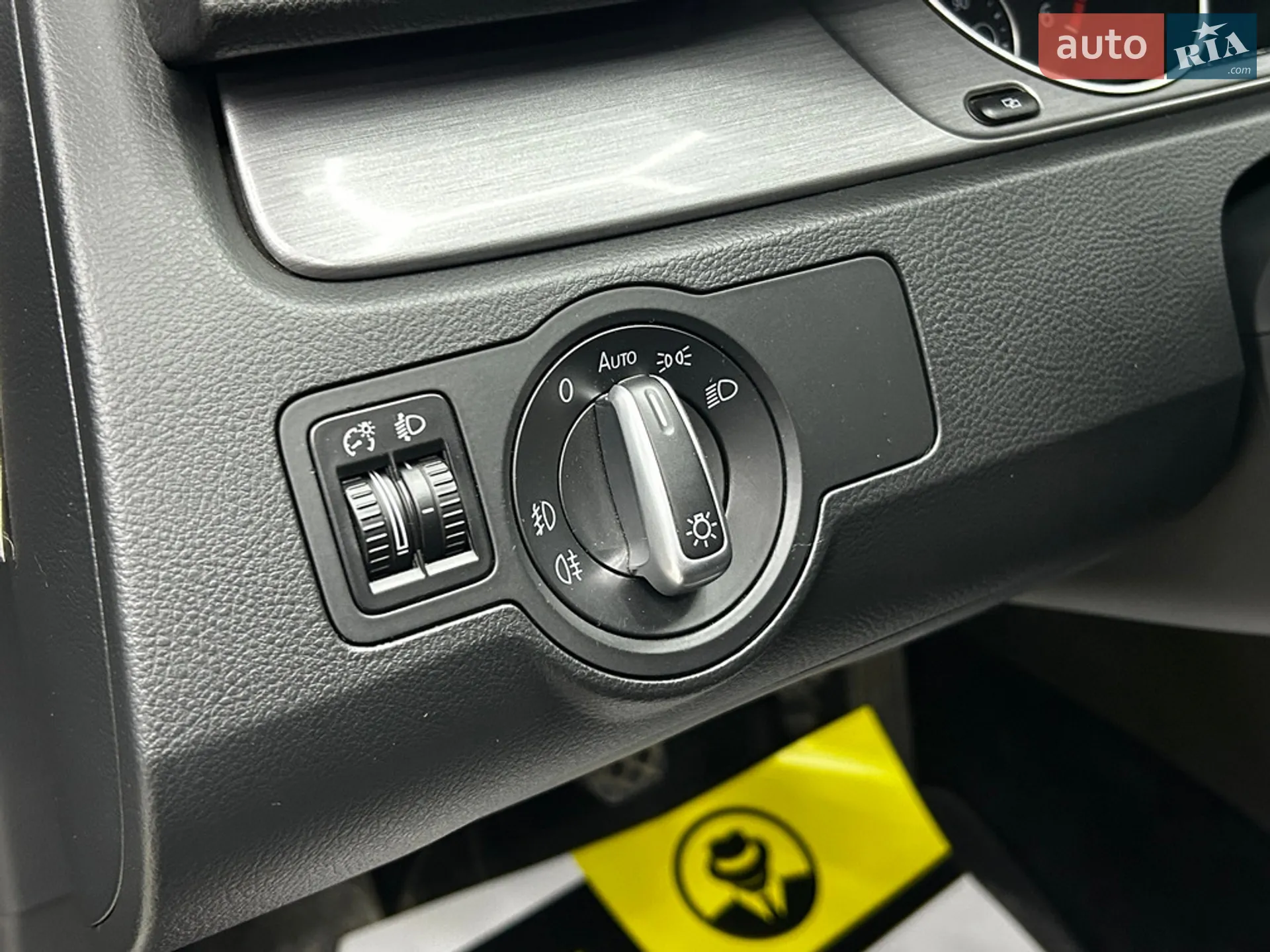 2010 Volkswagen Passat - мініатюра 14