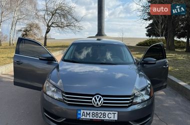 Седан Volkswagen Passat 2013 в Житомире