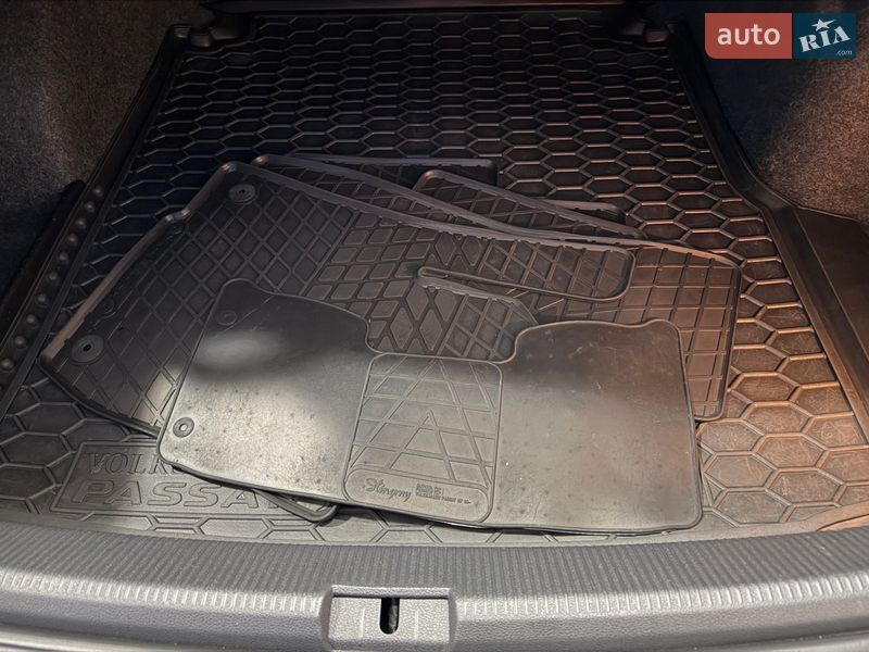 Седан Volkswagen Passat 2014 в Кривом Роге