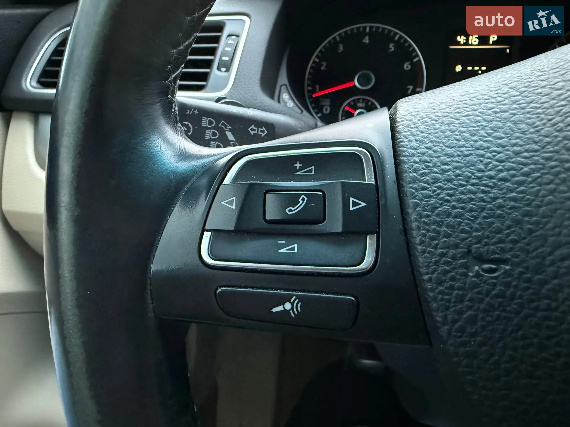 2015 Volkswagen Passat - мініатюра 24