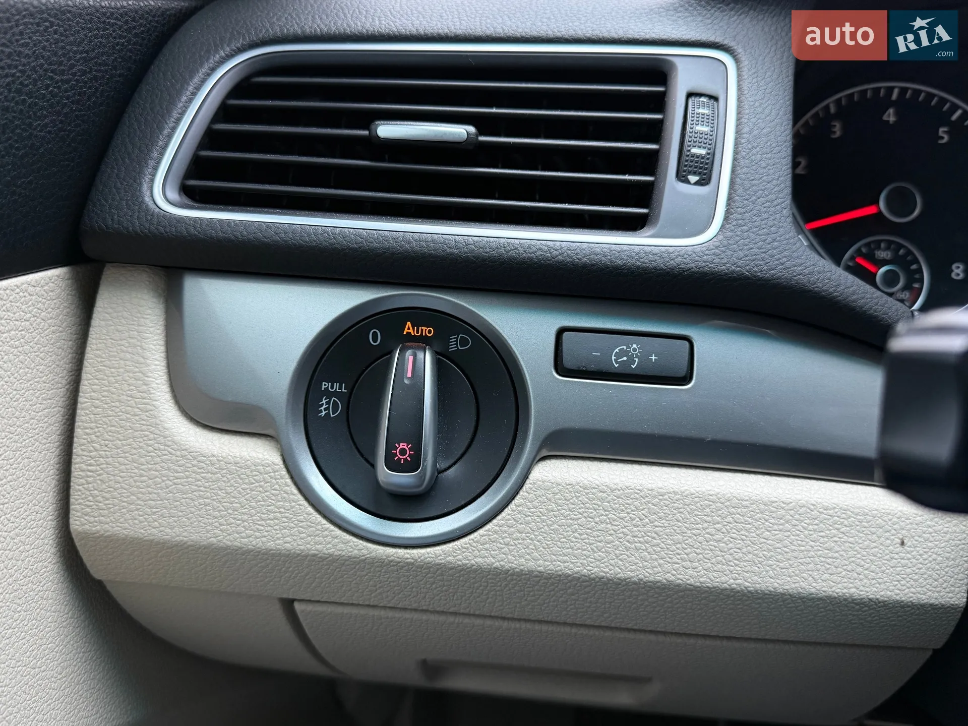 2015 Volkswagen Passat - мініатюра 25