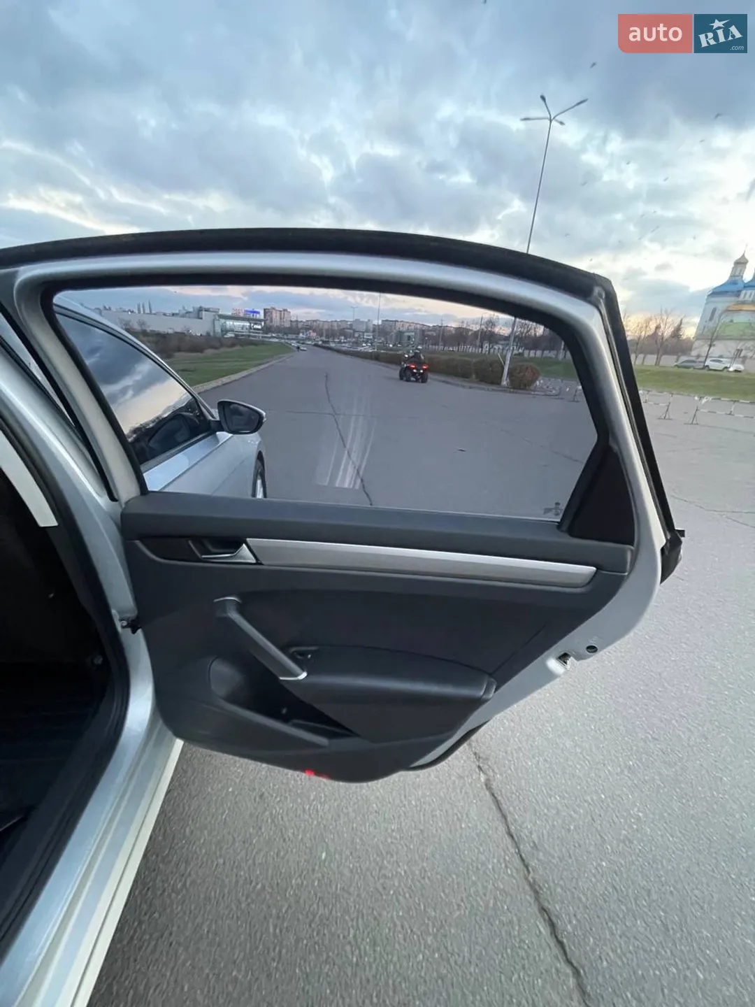 2020 Volkswagen Passat - мініатюра 8