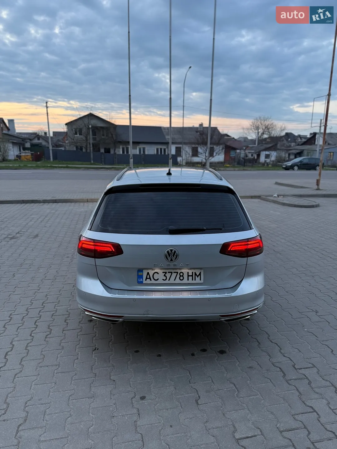 2016 Volkswagen Passat - мініатюра 8