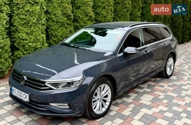 Универсал Volkswagen Passat 2021 в Ужгороде