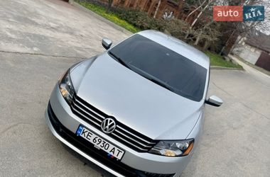 Седан Volkswagen Passat 2013 в Дніпрі