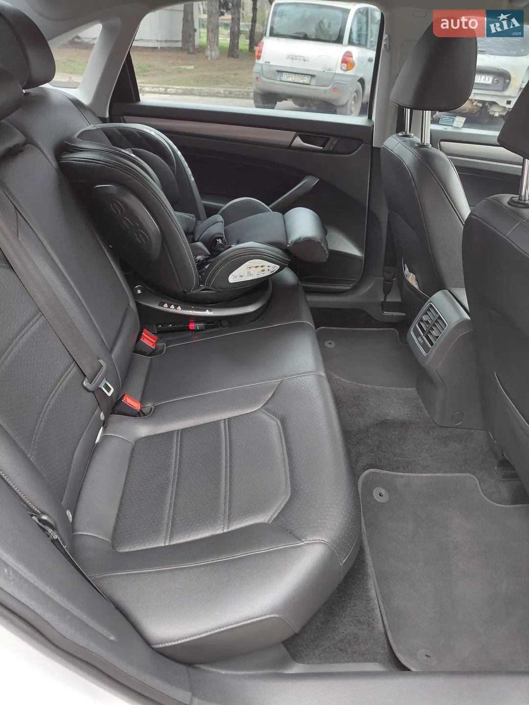 2015 Volkswagen Passat - мініатюра 16