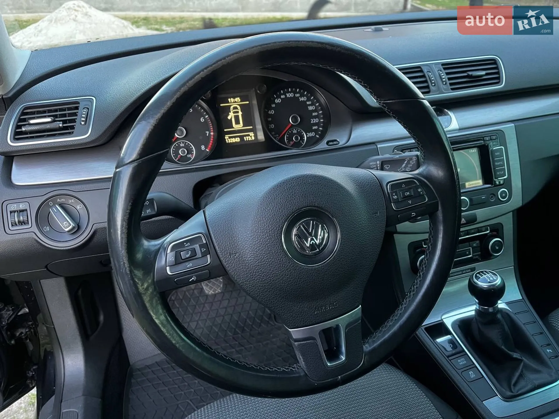 2011 Volkswagen Passat - мініатюра 3